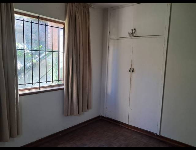 4 BEDROOM HOUSE FOR SALE IN SEA VIEW
